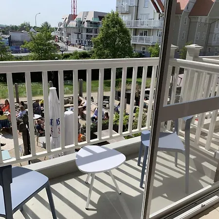 In Near Scenic Beach, Cleaning Included Apartamento